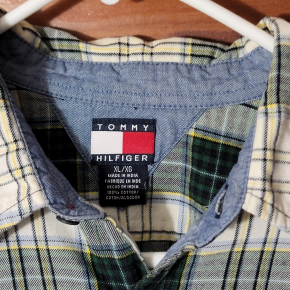 Tommy Hilfiger Vintage Spell Out Button Down Men's Shirt Size XL Green Plaid - Picture 3 of 5
